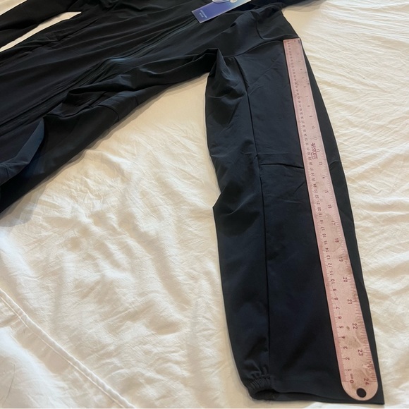 Outerknown Active Wear Windbreaker Mens Medium - Picture 6 of 8